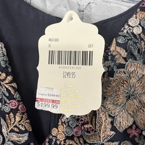 Altar’d State Dress - Picture 6 of 13